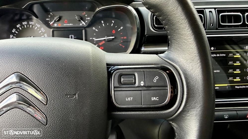 Citroën C3 1.2 PureTech Shine - 21