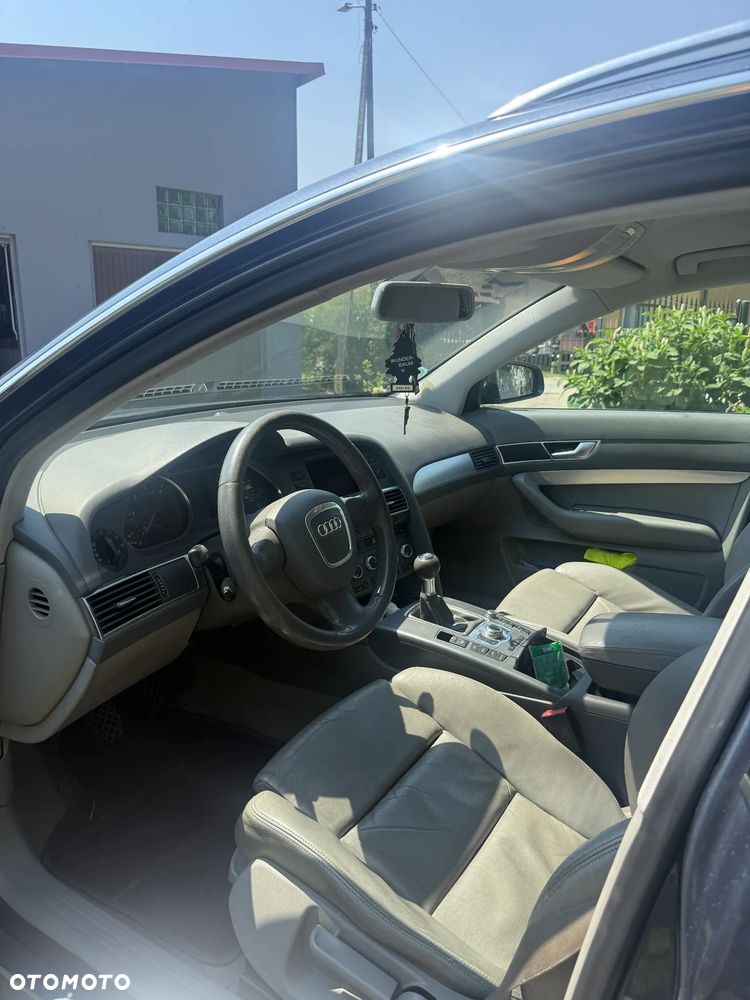 Audi A6 Avant - 5