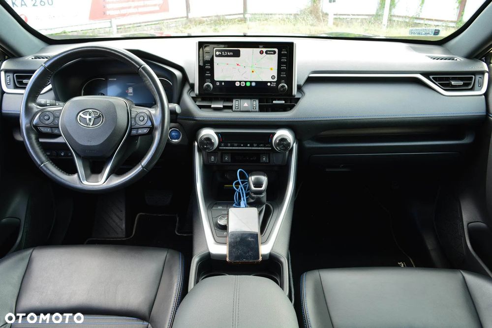 Toyota RAV4 - 16