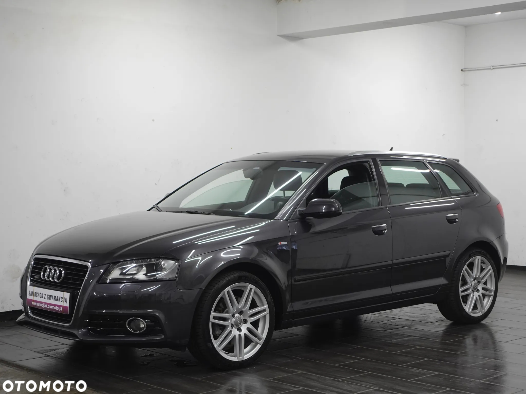 Audi A3 2.0 TDI Sportback DPF quattro S line Sportpaket - 4