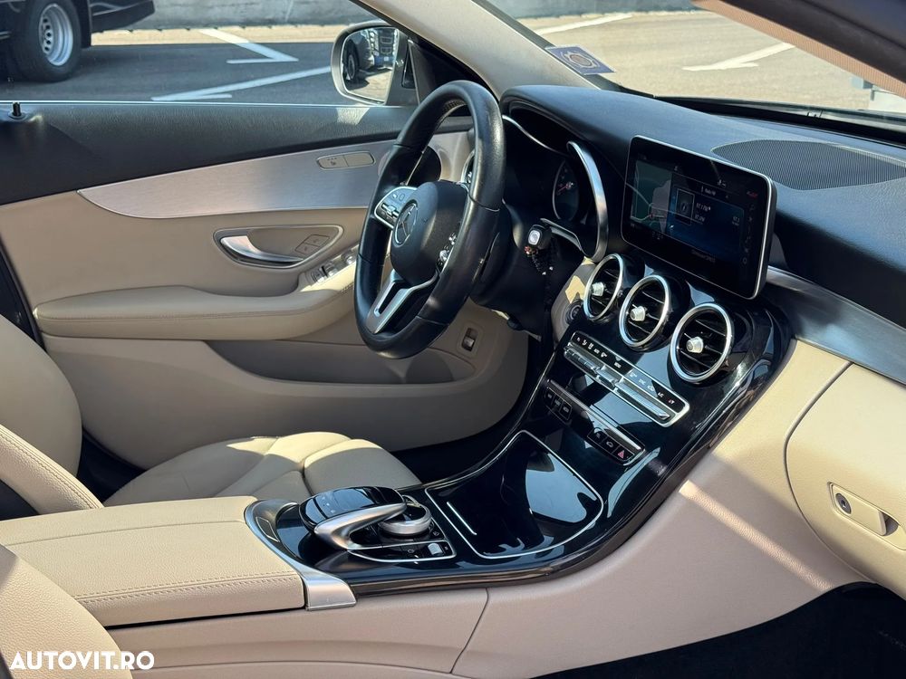 Mercedes-Benz C 220 d 9G-TRONIC - 13