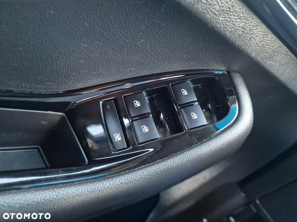 Chevrolet Orlando 1.4 T LTZ - 40