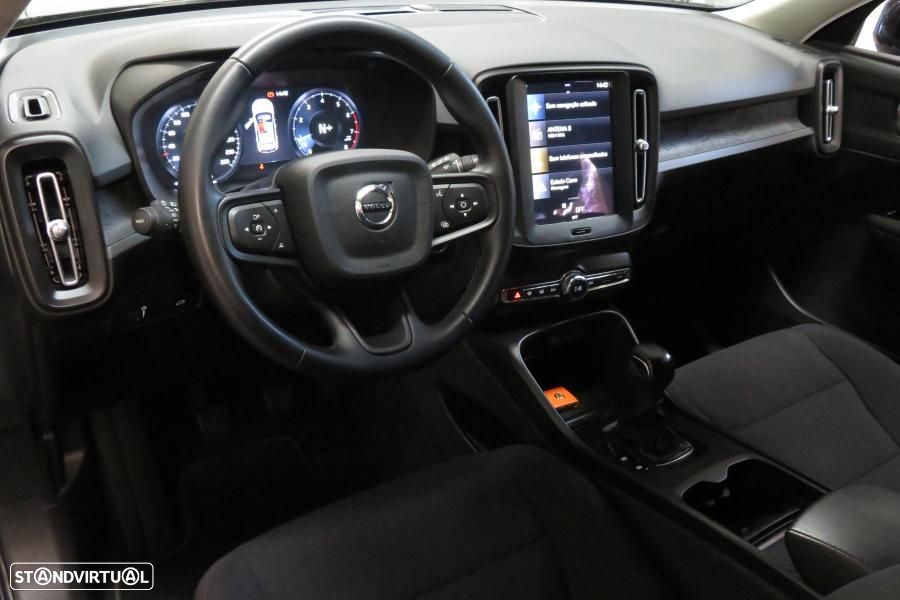 Volvo XC 40 1.5 T3 Momentum - 6