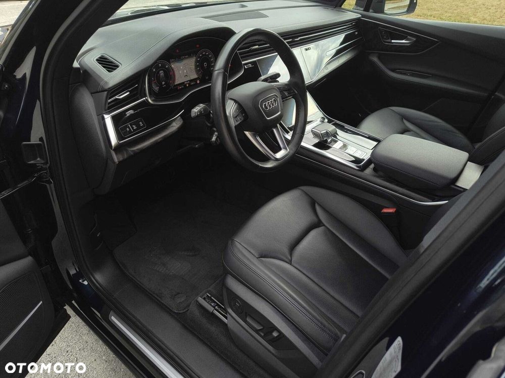 Audi Q7 - 10