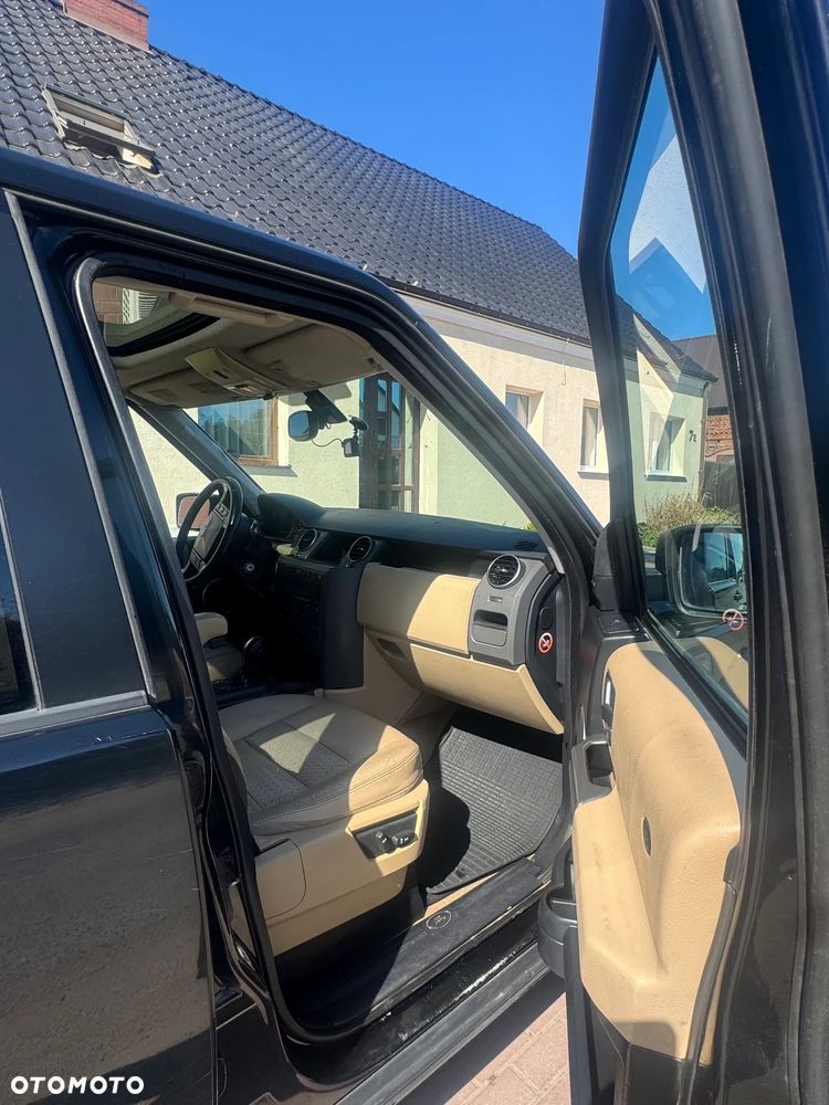 Land Rover Discovery 4.4 V8 SE - 12