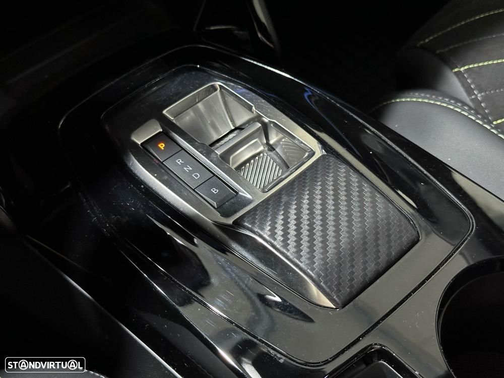 Peugeot e-2008 54 kWh GT - 35