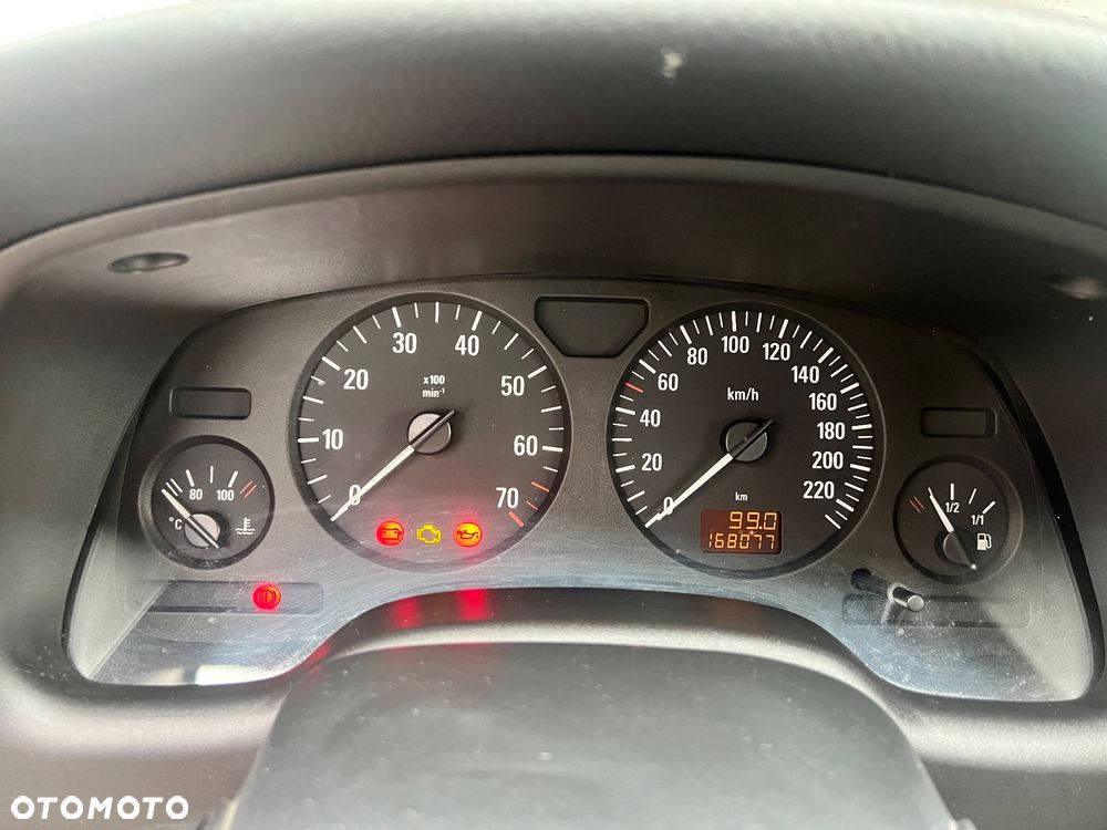Opel Astra - 8