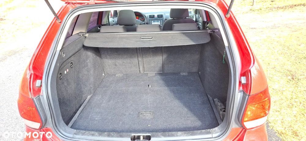 Volkswagen Golf - 11