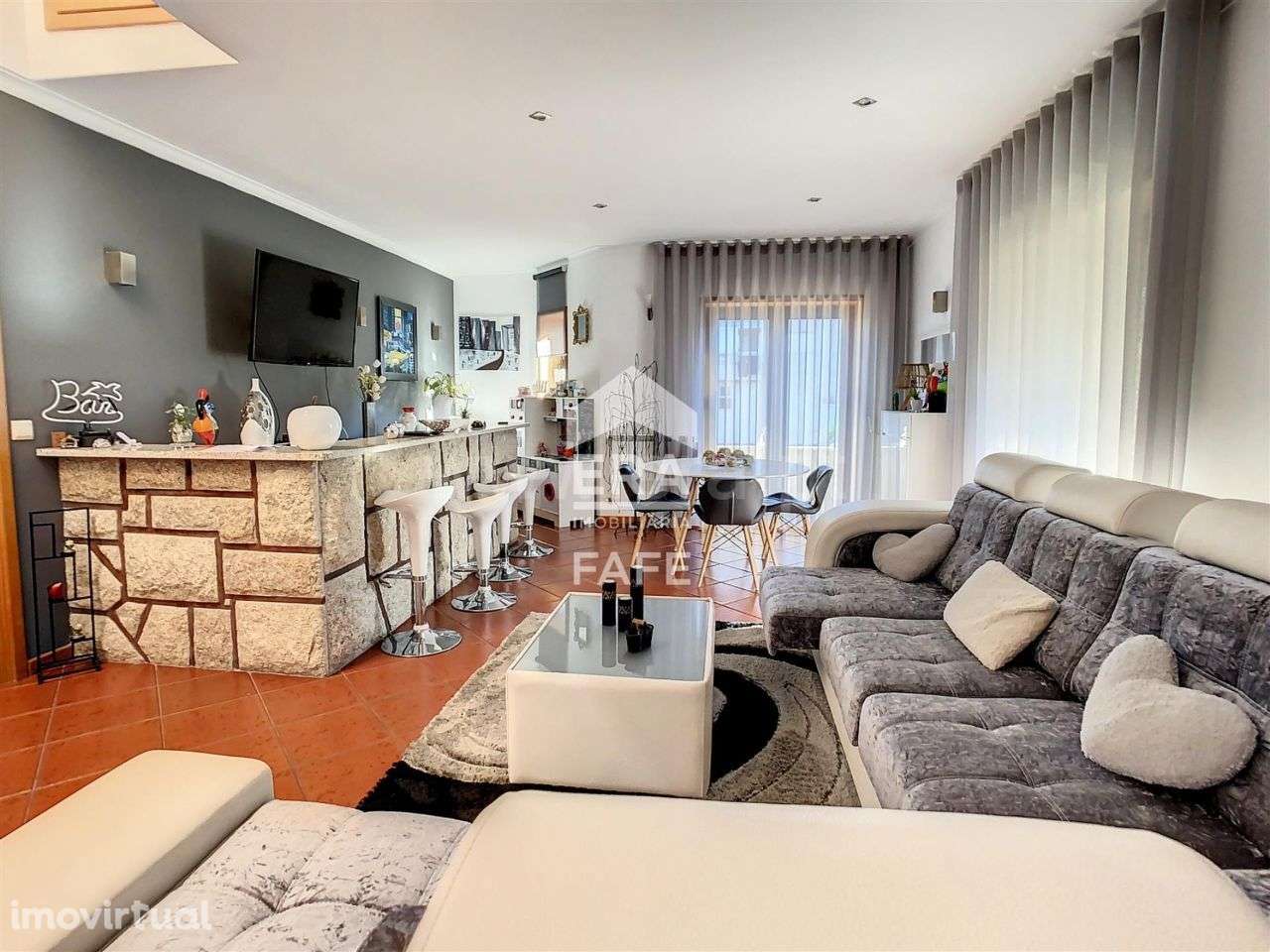 Moradia T3 com restaurante em Quinchães - Grande imagem: 4/20