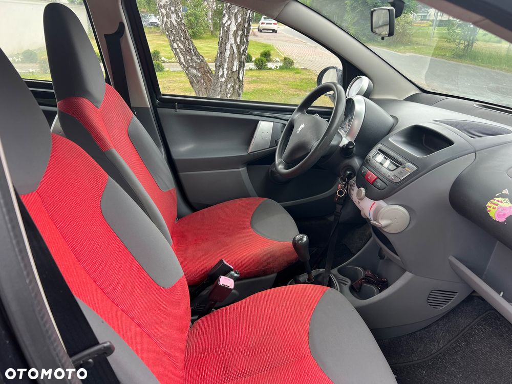Peugeot 107 70 Urban Move - 8