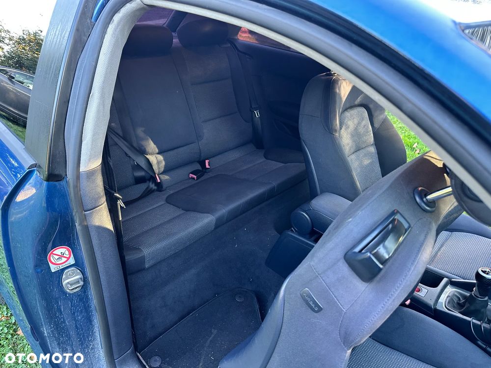 Audi A3 3-drzwiowe 1.6 Ambiente - 7
