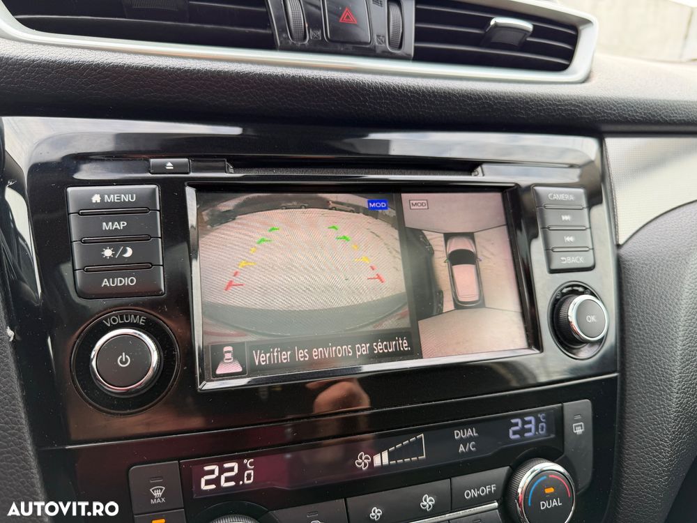 Nissan Qashqai 1.3 DIG-T N-CONNECTA - 15