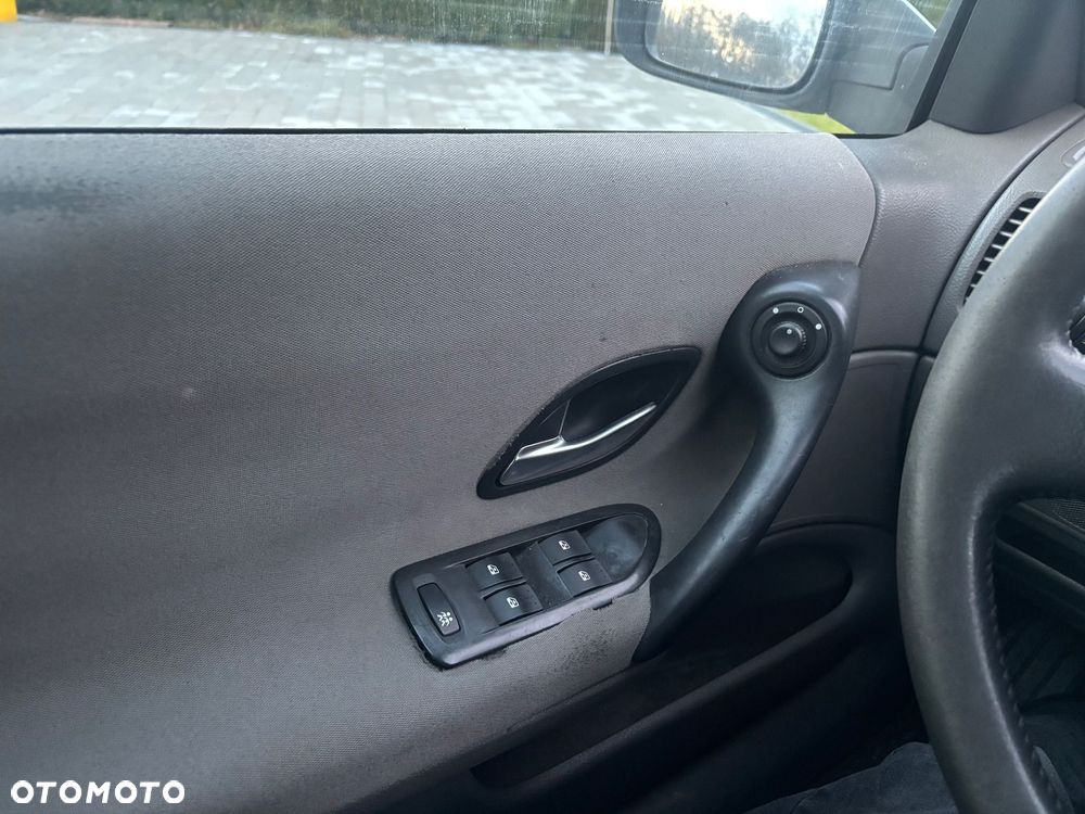 Renault Laguna 1.6 Expression - 7