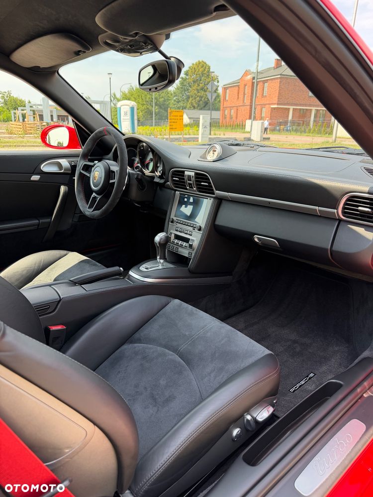 Porsche 911 Turbo Tiptronic S - 9