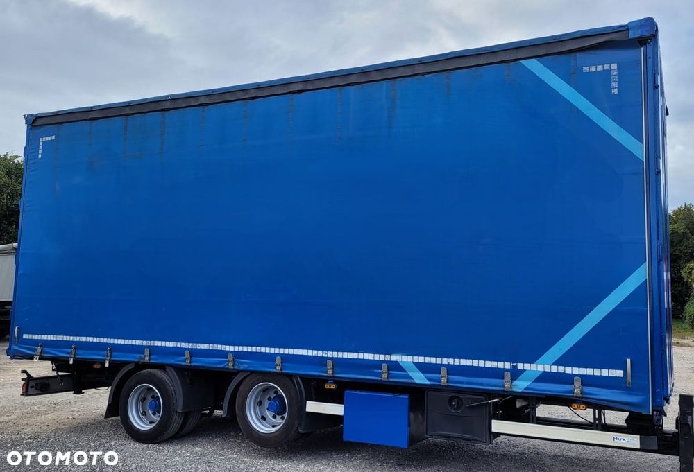 Schmitz Cargobull RUFA Tandem jumbo przejazd 7,7 przestrzenna - 2