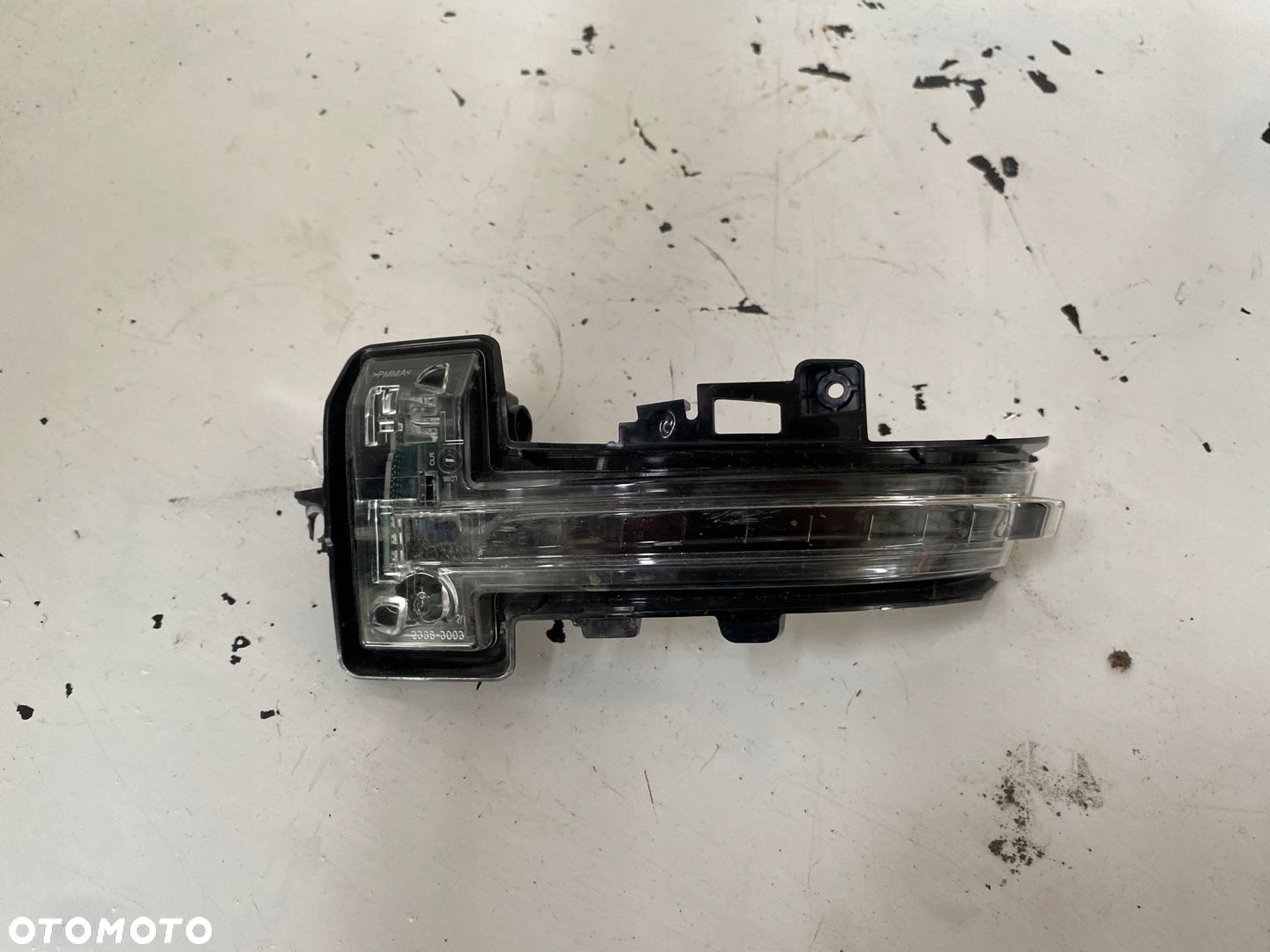 NISSAN QASHQAI J12 KIERUNKOWSKAZ W LUSTERKO LEWY 23584033 - 1