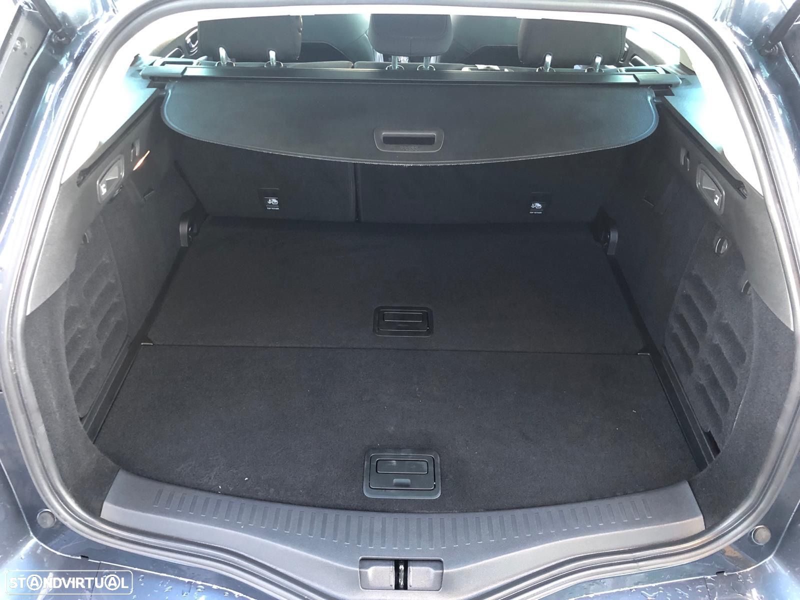 Renault Mégane Sport Tourer 1.5 Blue dCi R.S. Line EDC - 24