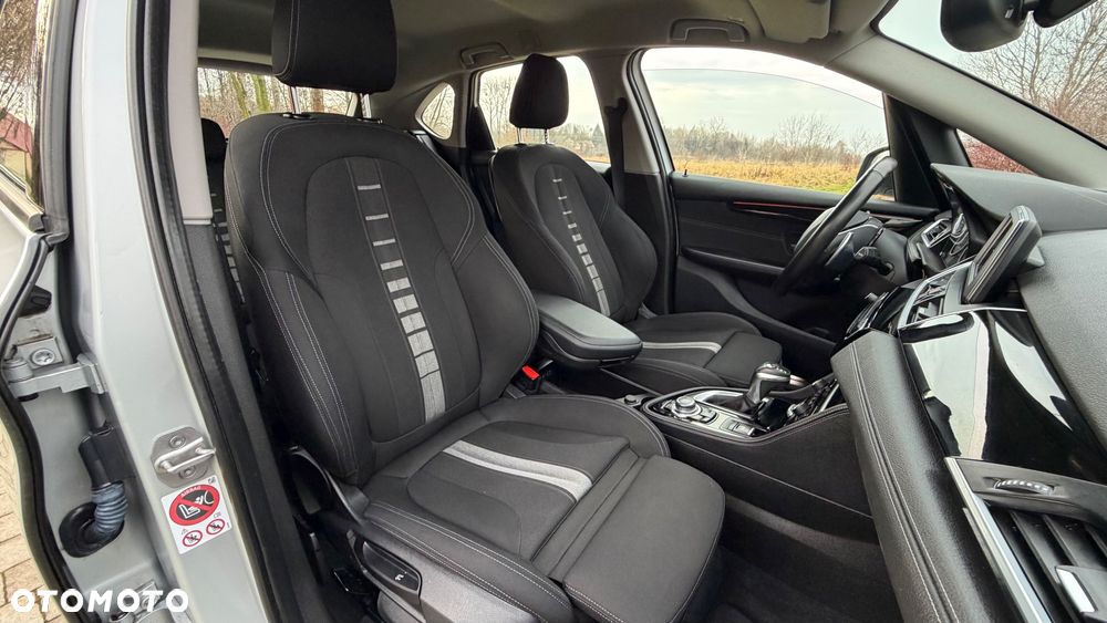 BMW Seria 2 218d Sport-Aut - 17