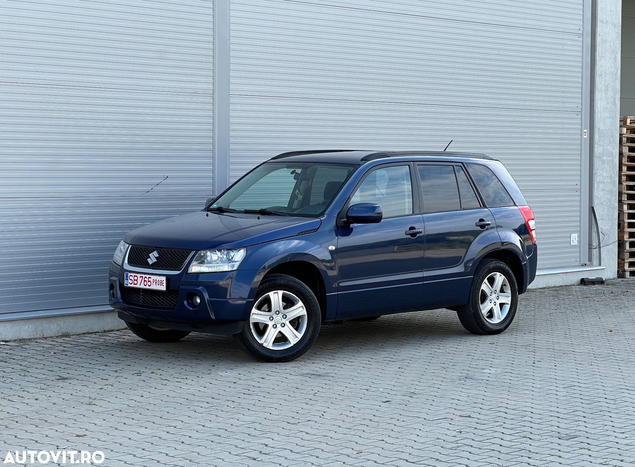 Suzuki Grand Vitara 2.0 Comfort - 1
