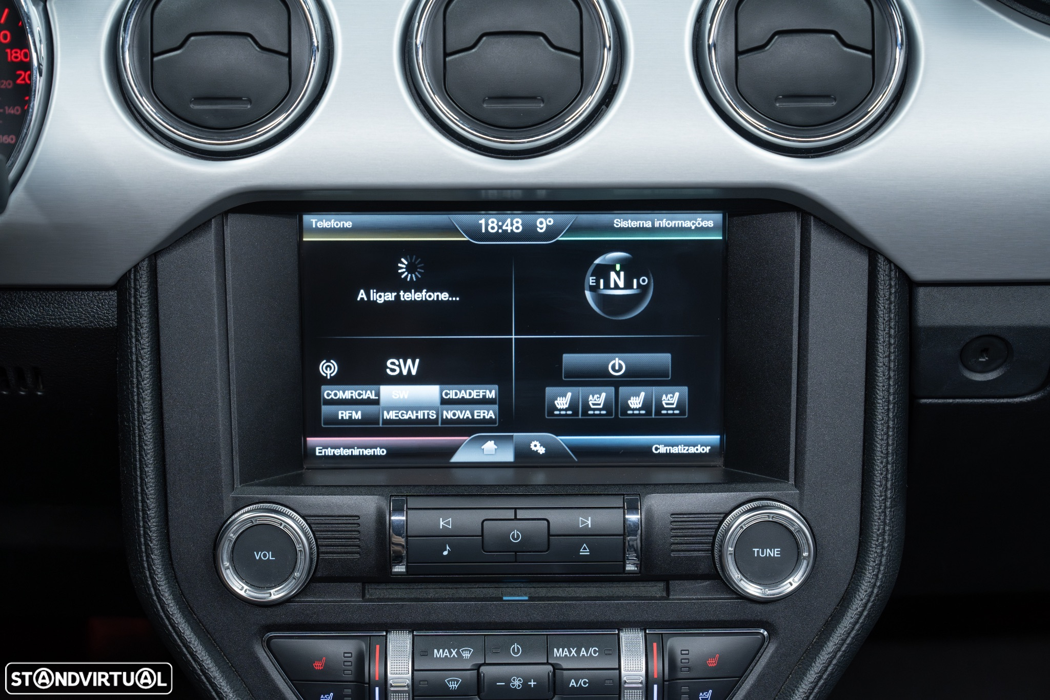 Ford Mustang Cabrio 2.3 Eco Boost - 29