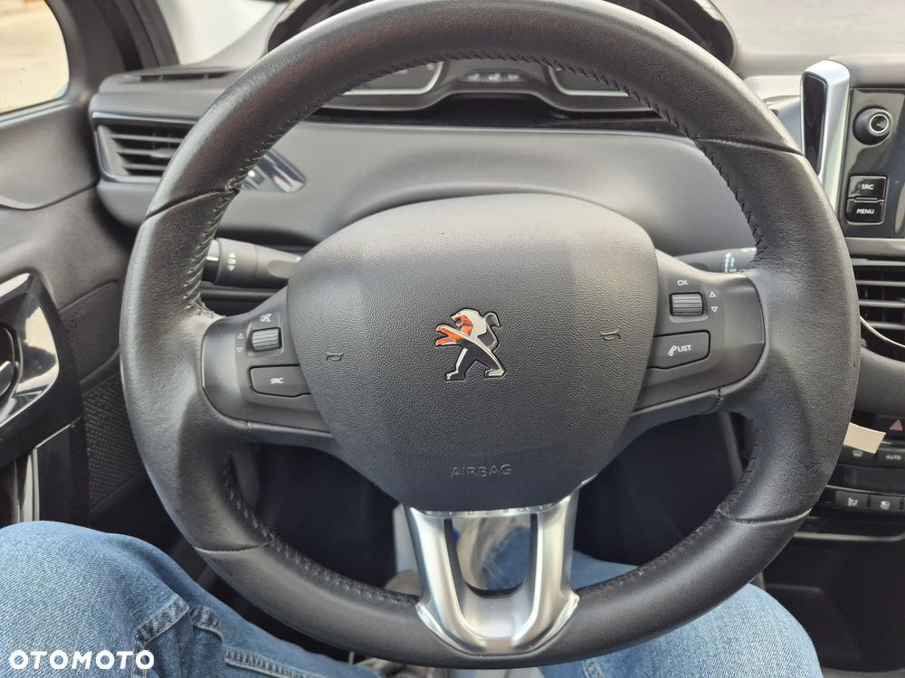 Peugeot 208 1.6 BlueHDi Active S&S - 5