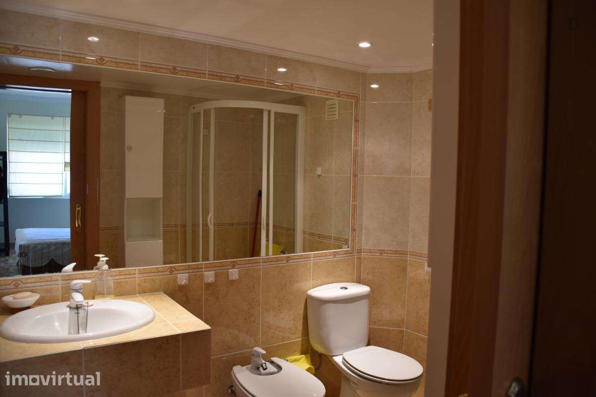 Apartamento com 1 quartos - localizado em Parede Lisbon - Grande imagem: 5/8