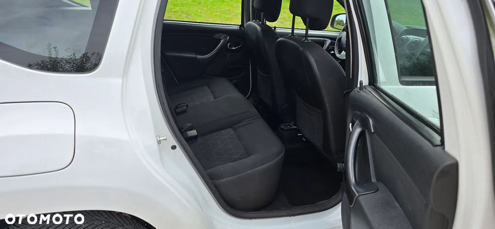 Dacia Duster 1.6 SCe Laureate S&S - 20