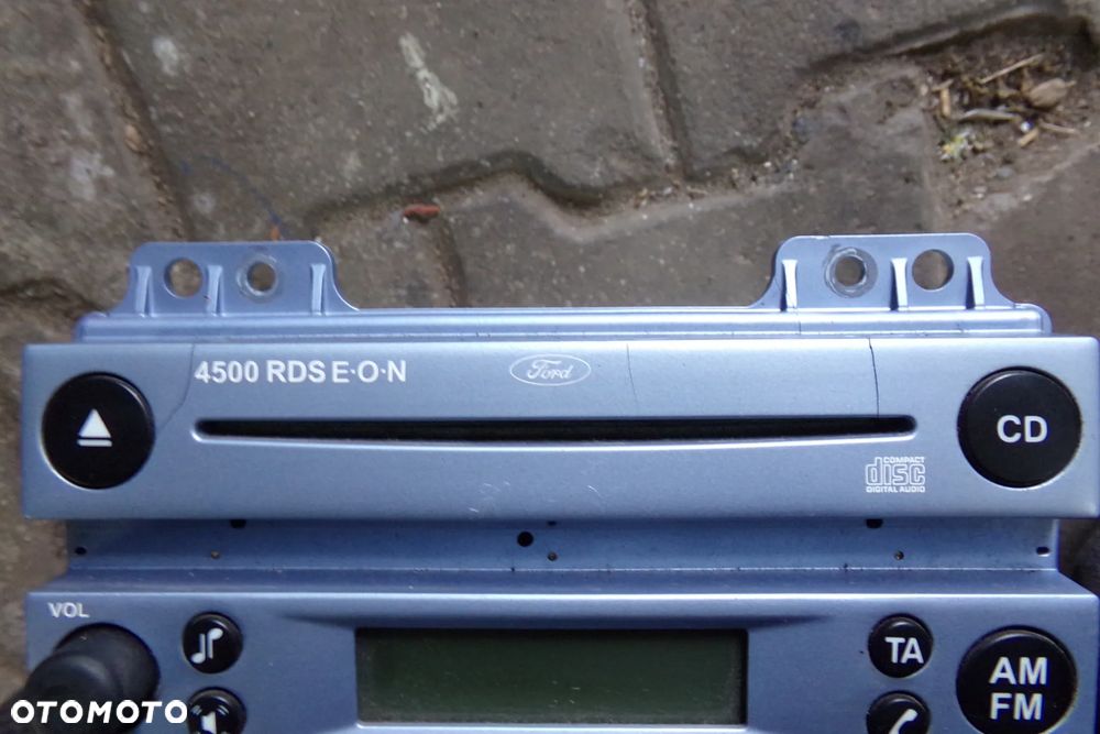Radio Ford Fiesta 2005r. - 2