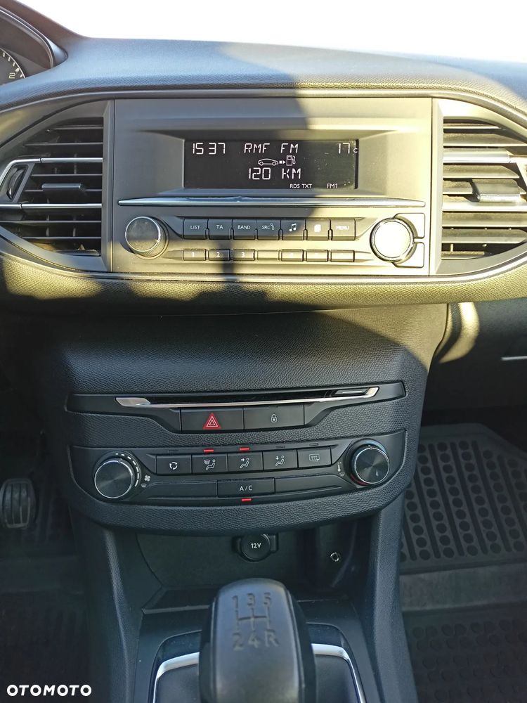 Peugeot 308 - 14