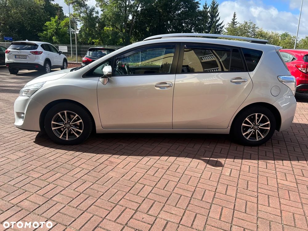 Toyota Verso 1.8 Sol plus NAVI - 2