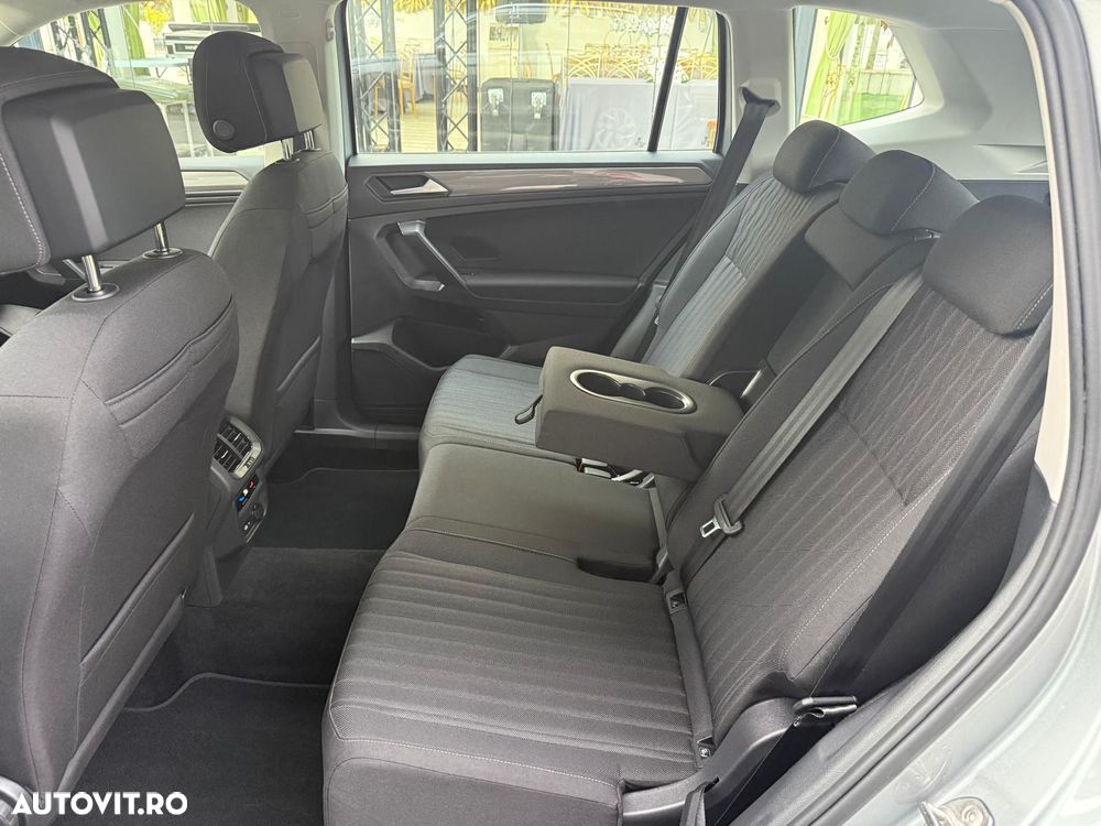 Volkswagen Tiguan - 8