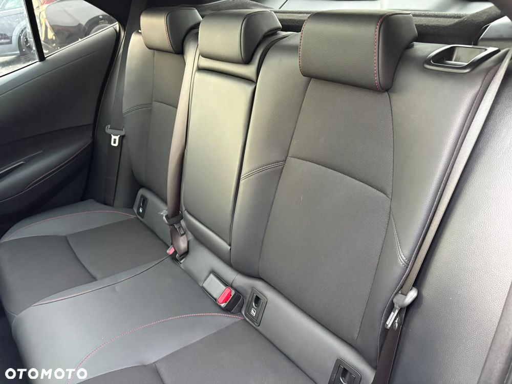 Toyota Corolla 2.0 GR Sport - 12