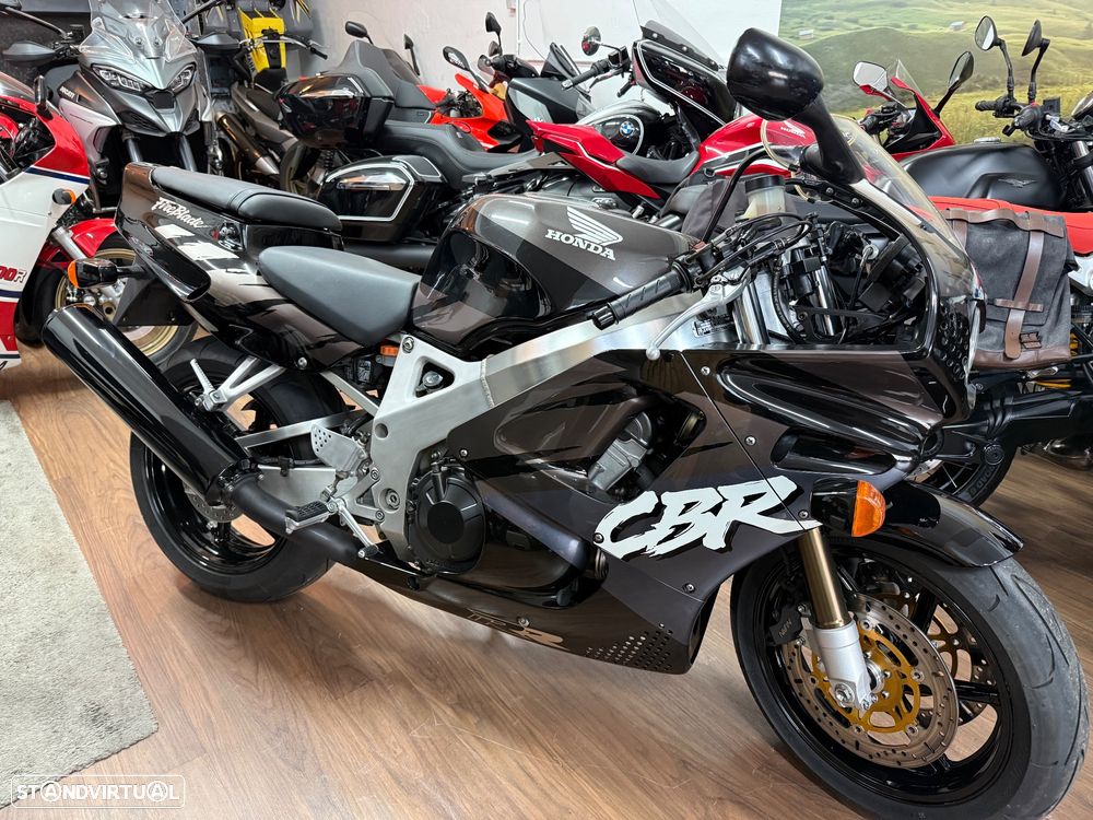 Honda CBR 900 RR - 7