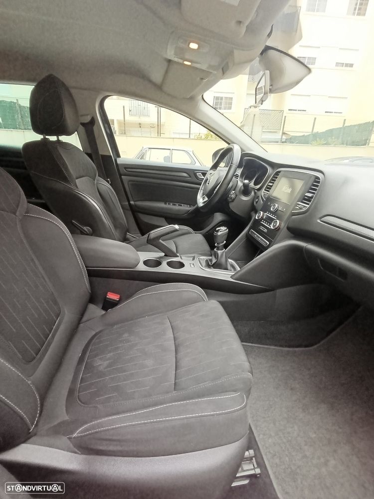 Renault Mégane Sport Tourer 1.5 Blue dCi Limited - 19
