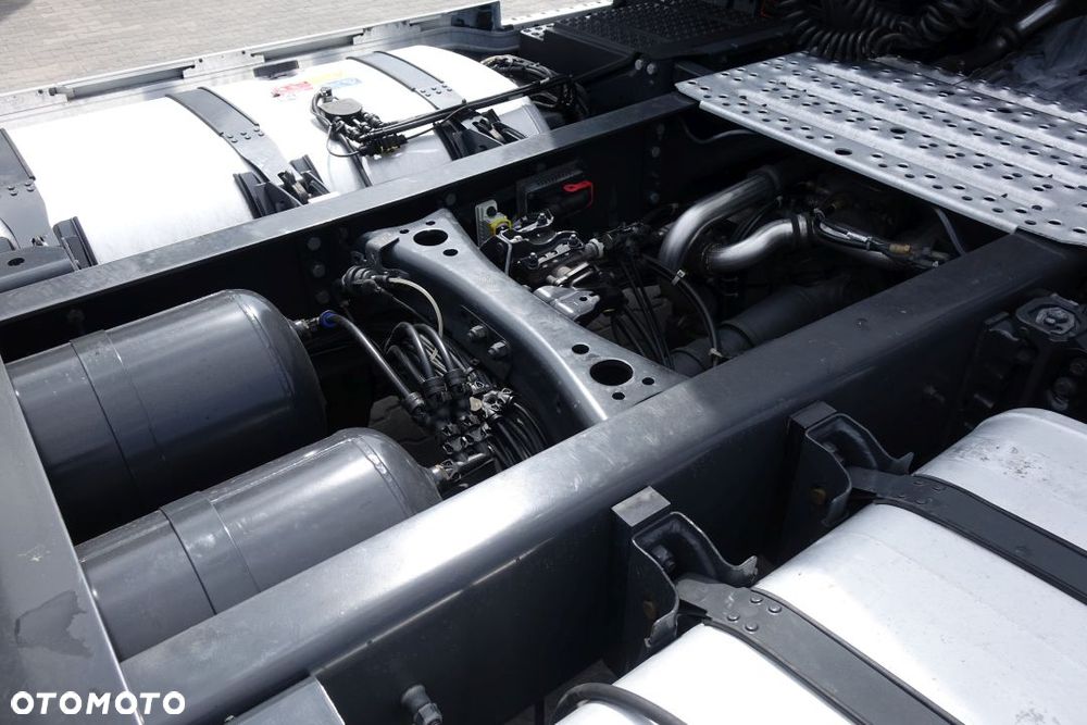 Scania R500 / EURO 6 / STANDARD / AUTOMAT / RETARDER / KLIMATYZACJA POSTOJOWA / LODÓWKA  /  2 ZBIORNIKI - 19