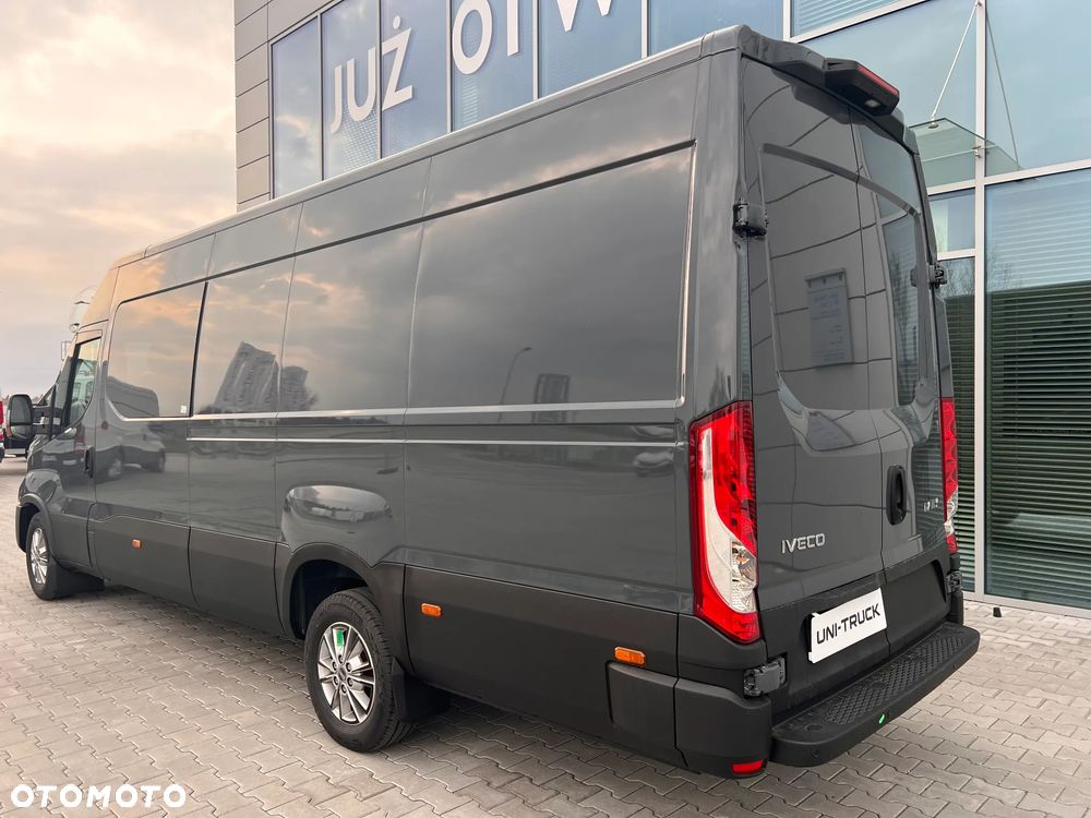 Iveco BRYGADÓWKA 7 MIEJSC OD RĘKI,MINIMUM FORMALNOŚCI,MAX SATYSFAKCJI - 16
