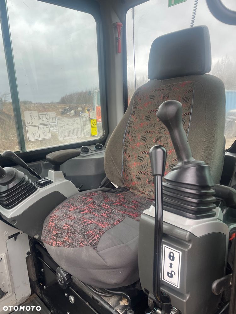 Caterpillar 304 E2 - 17