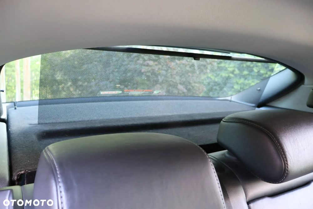 Skoda Superb 2.0 TDI Elegance DSG - 24