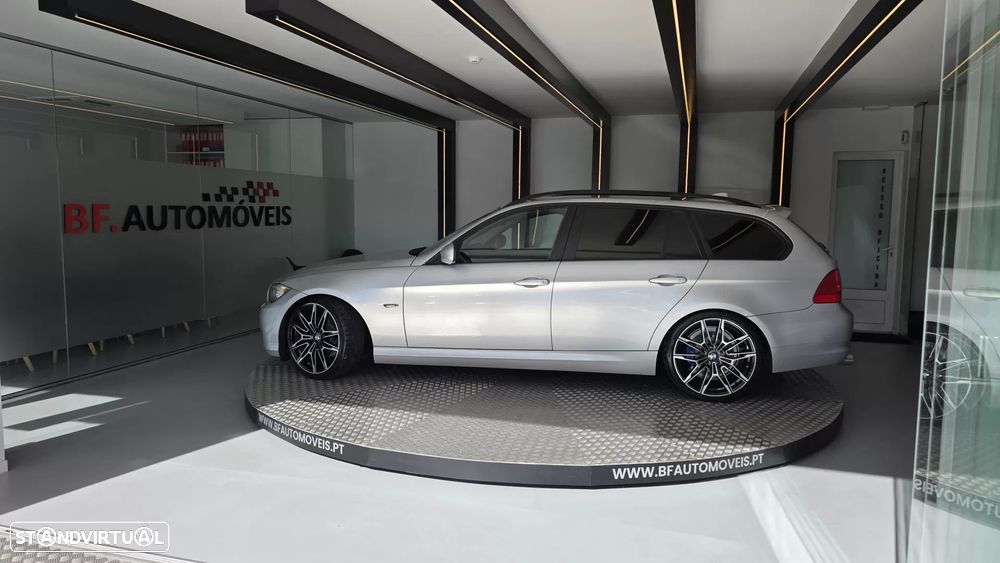 BMW 320 d EfficientDynamics Navigation - 17