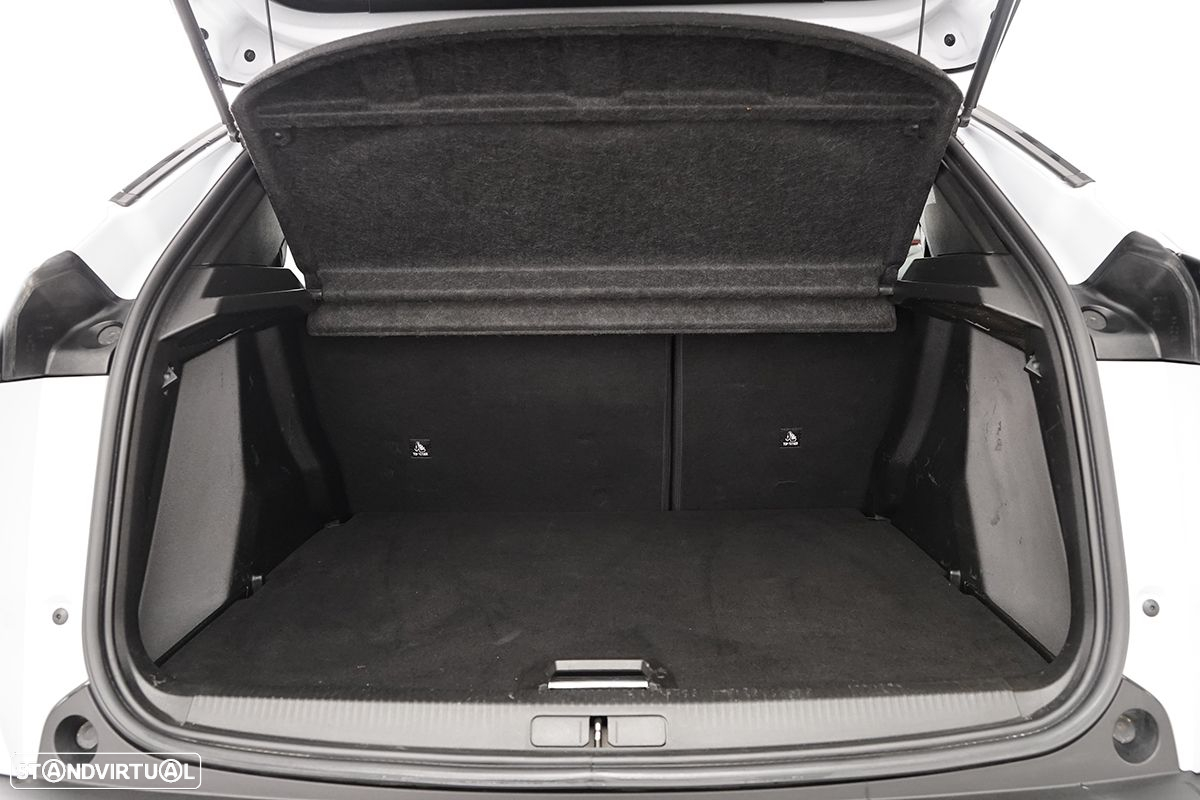 Peugeot 2008 1.2 PureTech Allure - 25