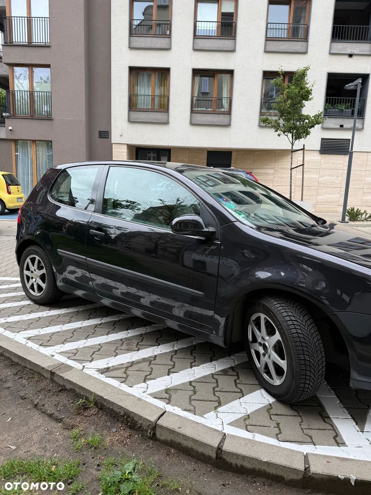 Volkswagen Golf 1.6 FSI Comfortline - 10