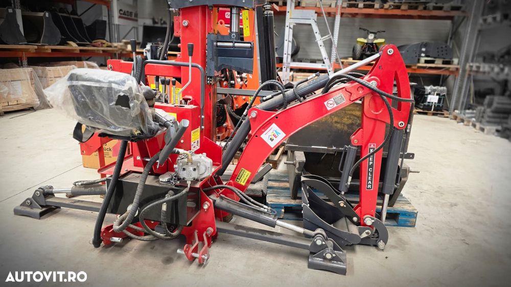 Retroexcavator pentru tractor LW-6 25-35 CP - 1