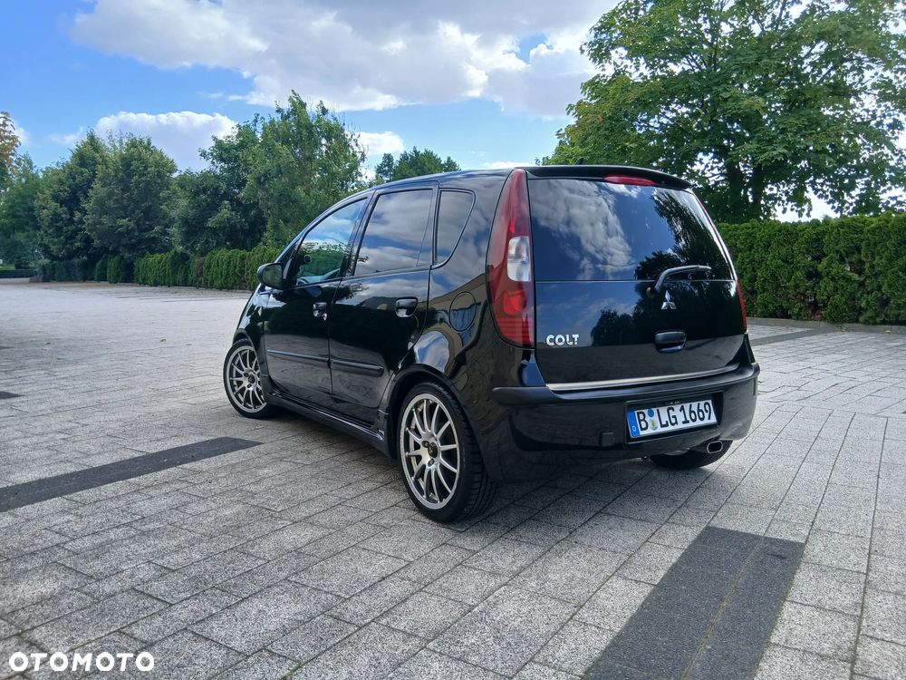 Mitsubishi Colt 1.3 Invite Edition Gold - 12