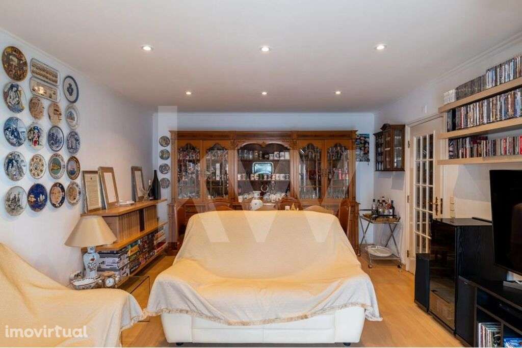 T3 Duplex em Cascais com 200 m2 - Oportunidade Ideal de Investimento - Grande imagem: 5/22