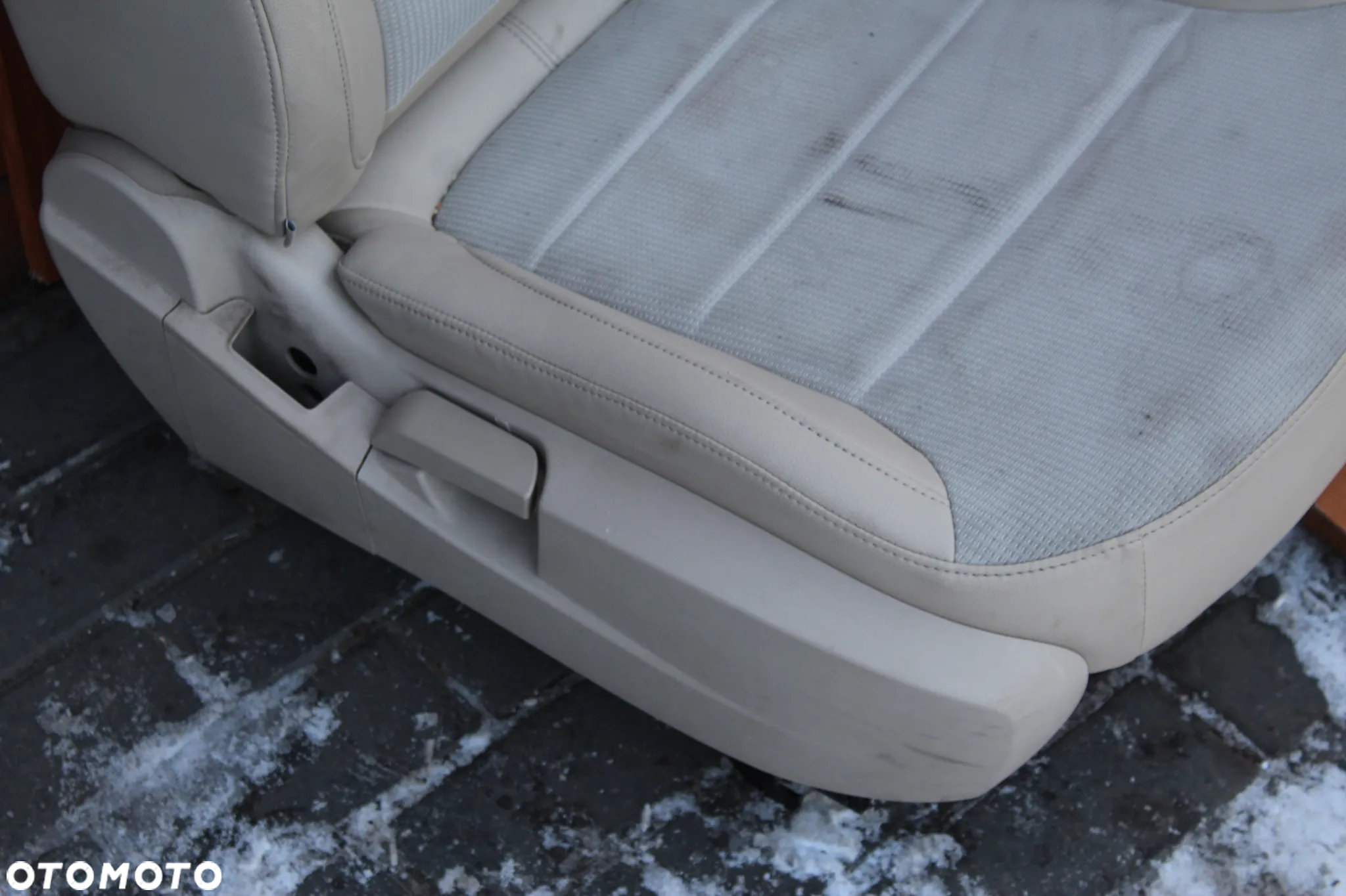 FOTELE KANAPY BOCZKI JASNA PÓŁ SKÓRA OPEL INSIGNIA A HATCHBACK SEDAN KOMBI EUROPA - 17