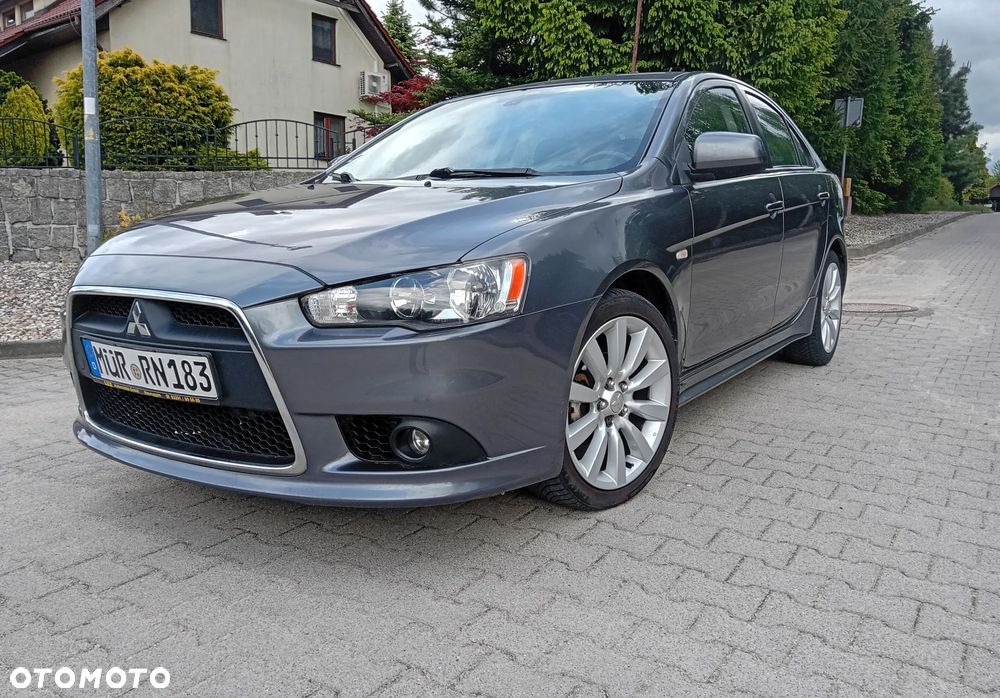 Mitsubishi Lancer 1.8 Intense - 2