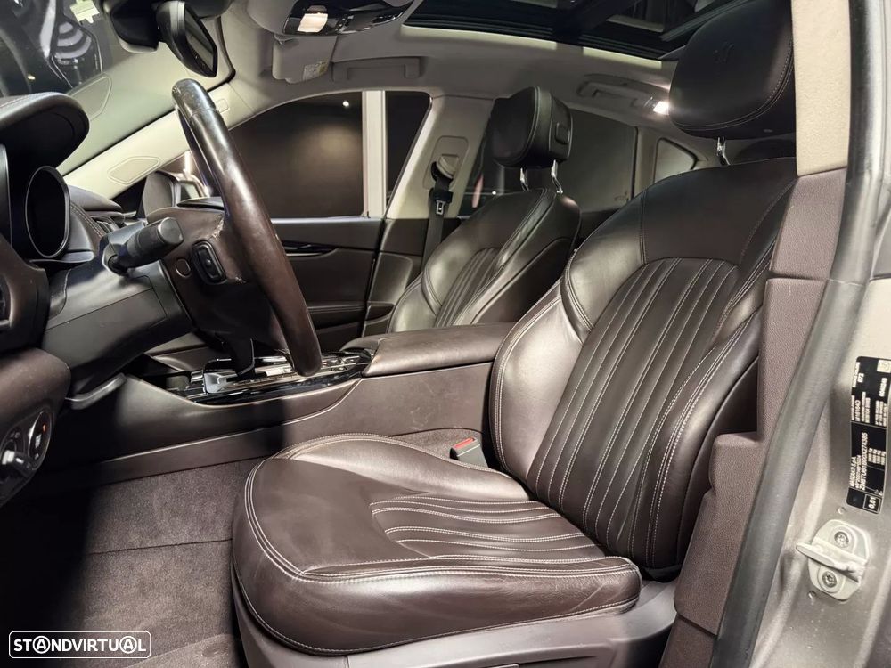 Maserati Levante 3.0 V6 - 23