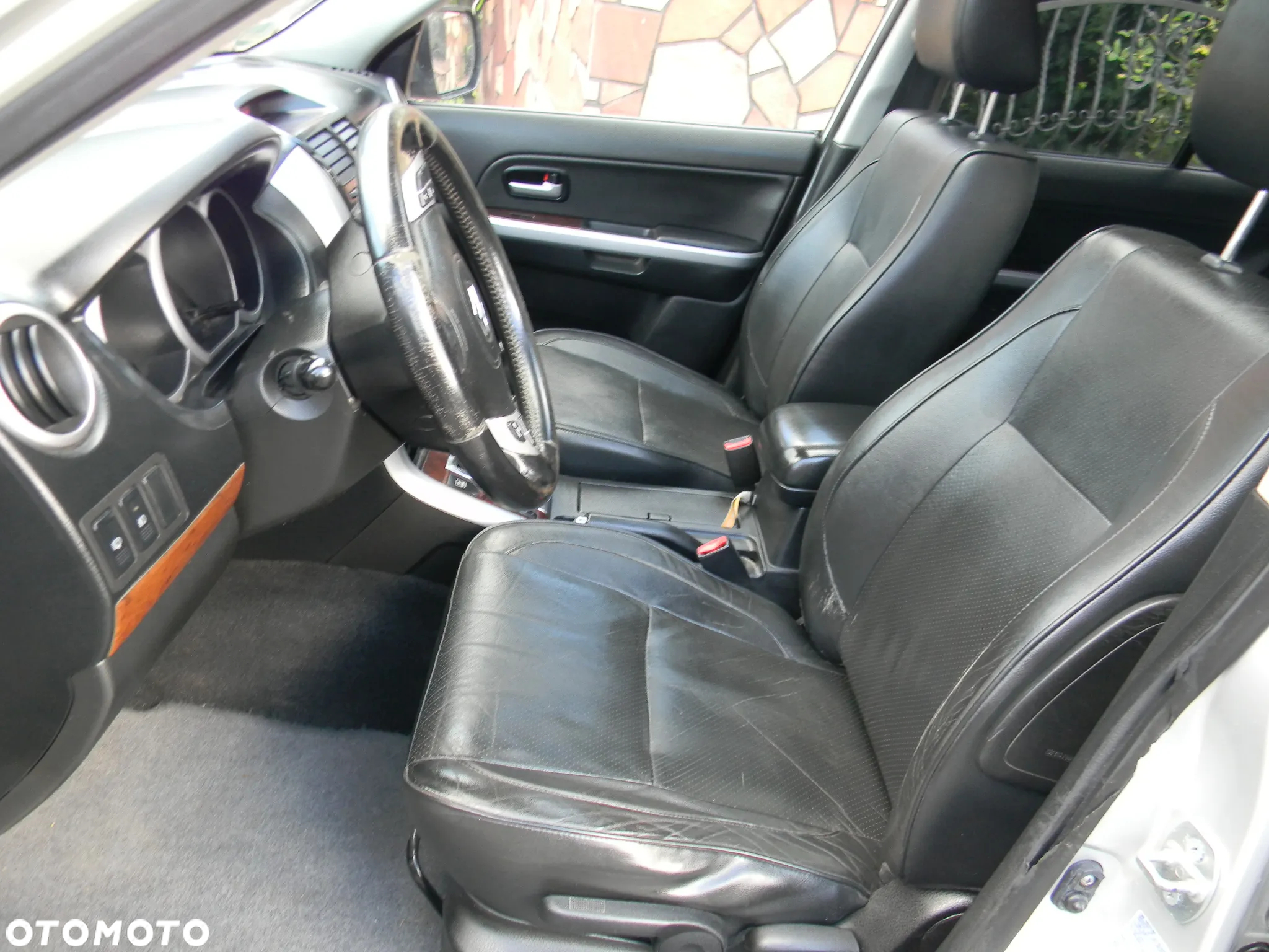 Suzuki Grand Vitara 1.9 DDiS - 21