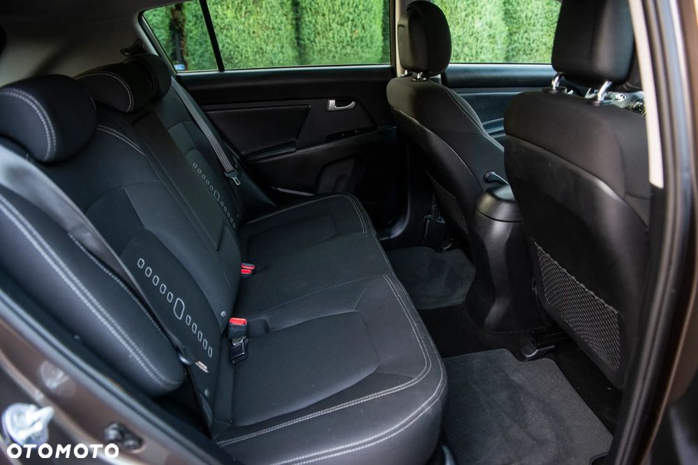 Kia Sportage 1.6 GDI 2WD Fifa World Cup Edition - 36