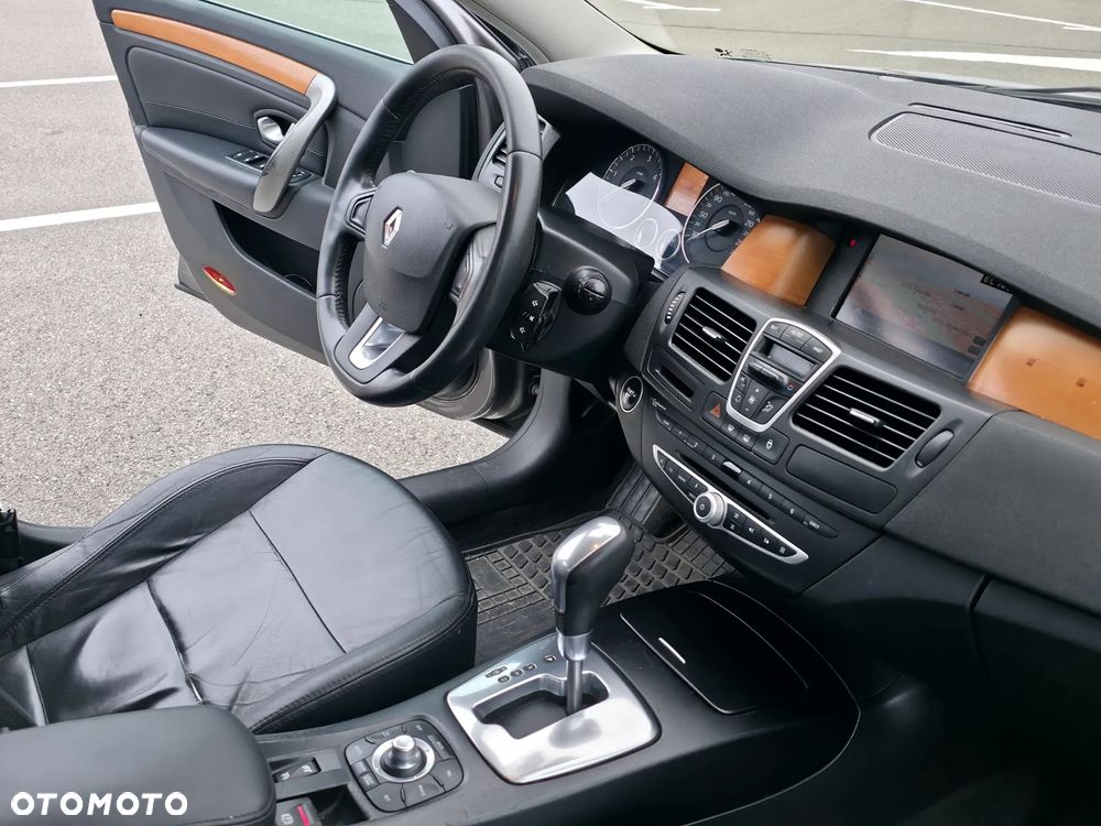 Renault Laguna 2.0 DCi Initiale - 26